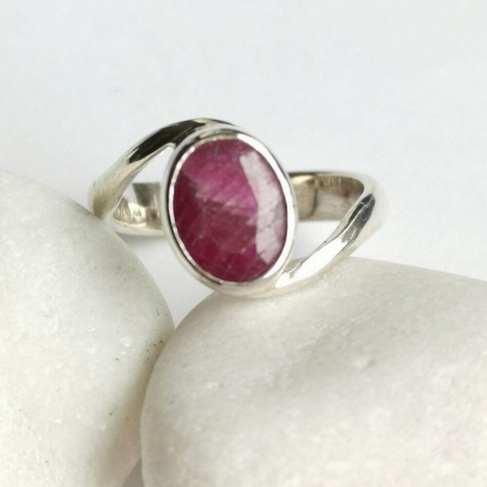 NEW Corundum Ruby gemstone ring in sterling silver...